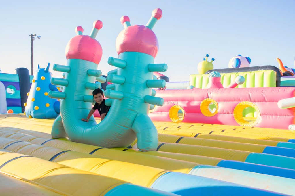 Obstacle Courses in Inflatable Water Parks